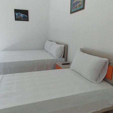 Guest House Vila Bega Sarandë 외부 사진