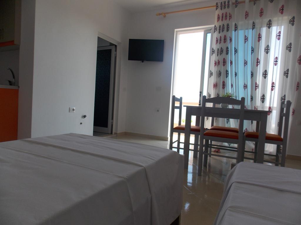 Guest House Vila Bega Sarandë 외부 사진