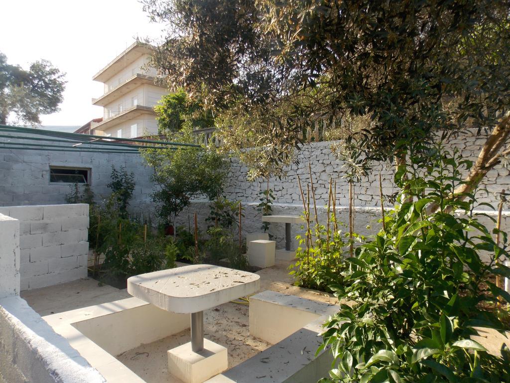 Guest House Vila Bega Sarandë 외부 사진