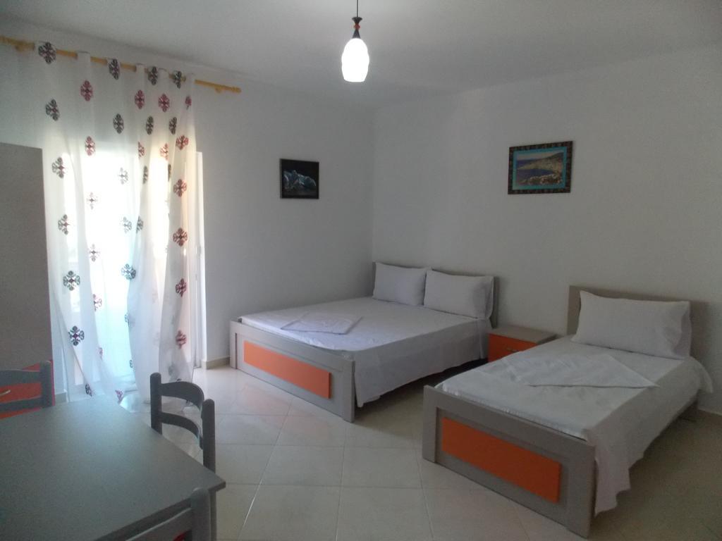 Guest House Vila Bega Sarandë 외부 사진